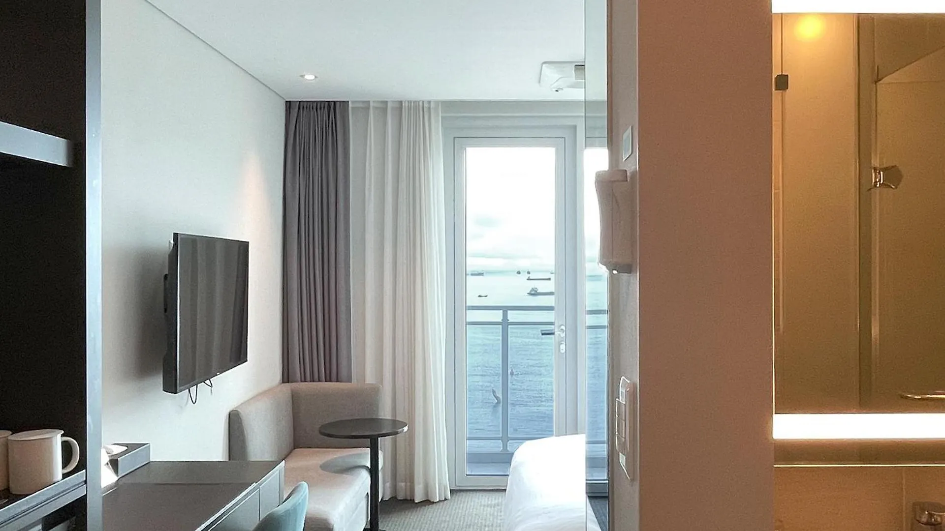 Grab The Ocean Songdo Hotel Busan