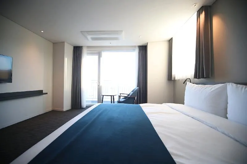 Grab The Ocean Songdo Hotel Busan 4*,